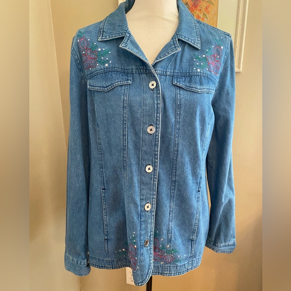 Basic Editions Floral Embroidered Cotton Button Up Denim Jacket Women's Large - Picture 13 of 13